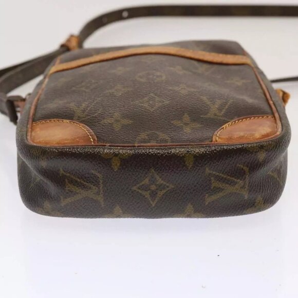 LOUIS VUITTON Monogram Danube Shoulder Bag LV Auth - Picture 6 of 16